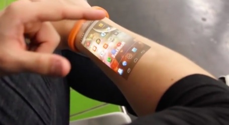 直接在手臂上玩手機(jī)?科技產(chǎn)品設(shè)計(jì)